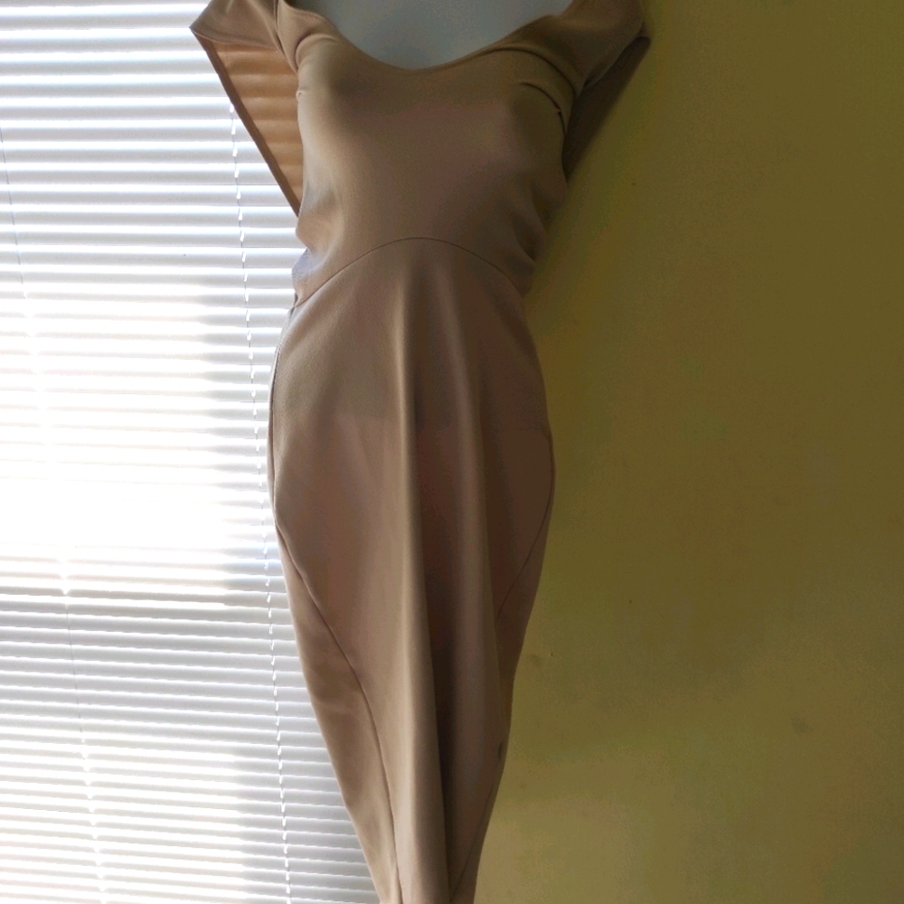 Boohoo beige dress